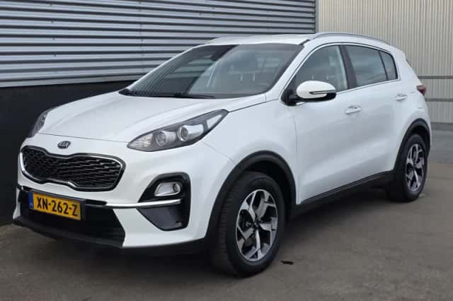 Kia Sportage (2019) thumbnail 3