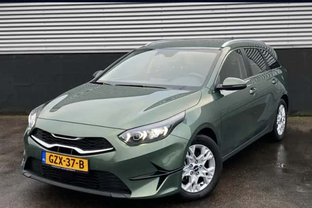 Kia Ceed Sportswagon (2025) thumbnail 1