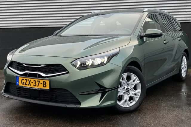 Kia Ceed Sportswagon (2025) thumbnail 2