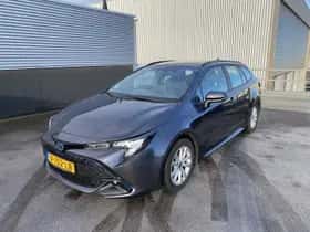 Toyota Corolla (2023) thumbnail 2