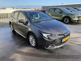 Toyota Corolla (2023) thumbnail 6