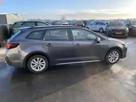 Toyota Corolla (2023) thumbnail 7