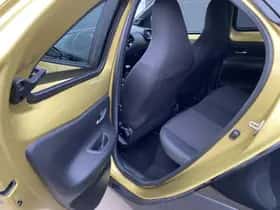 Toyota Aygo (2023) thumbnail 16
