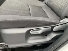 Toyota Yaris (2023) thumbnail 18