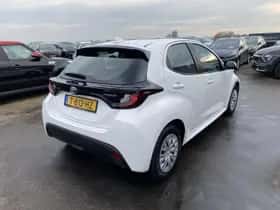 Toyota Yaris (2023) thumbnail 8