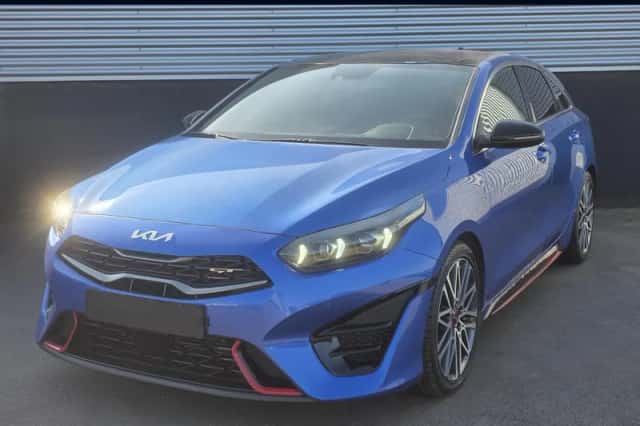 Kia Proceed (2022) thumbnail 1