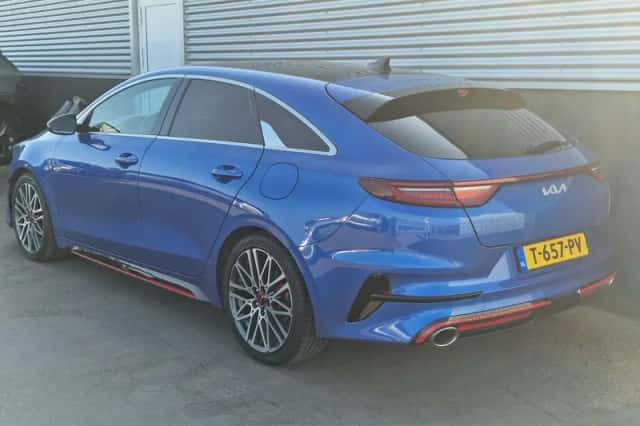Kia Proceed (2022) thumbnail 5