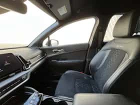 Kia Sportage (2023) thumbnail 48