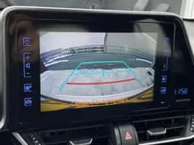 Toyota C-HR (2019) thumbnail 12