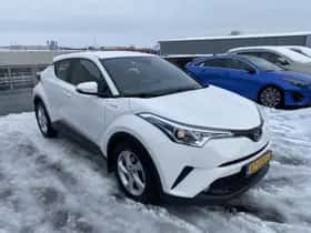 Toyota C-HR (2019) thumbnail 15