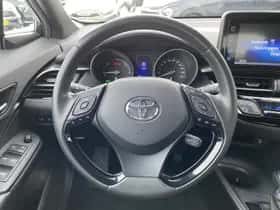 Toyota C-HR (2019) thumbnail 25