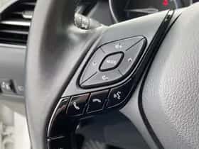 Toyota C-HR (2019) thumbnail 29