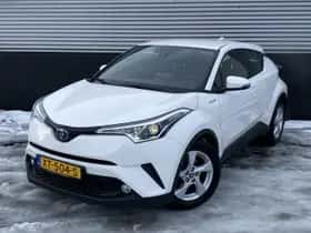 Toyota C-HR (2019) thumbnail 4