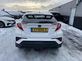 Toyota C-HR (2019) thumbnail 7