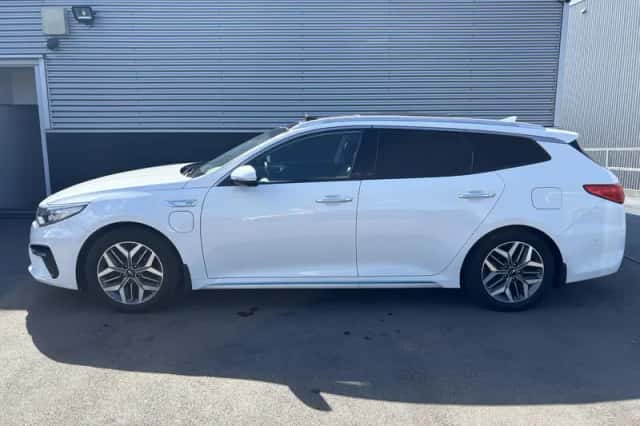 Kia Optima (2019) thumbnail 3