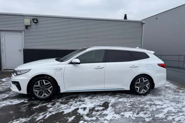 Kia Optima (2019) thumbnail 3