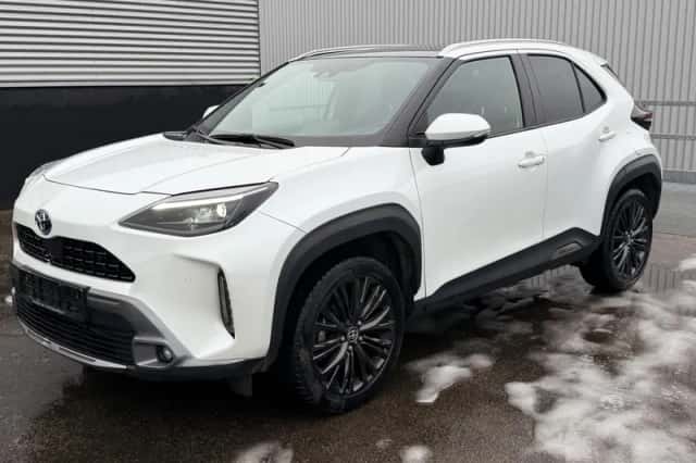 Toyota Yaris Cross (2022) thumbnail 2