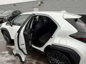 Toyota Yaris Cross (2022) thumbnail 19