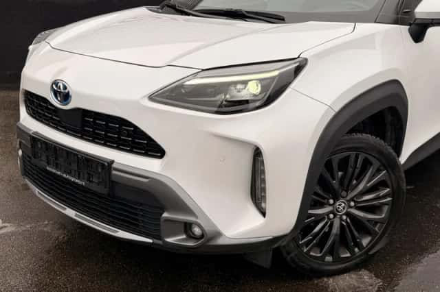 Toyota Yaris Cross (2022) thumbnail 4
