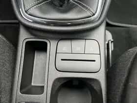 Ford Fiesta (2018) thumbnail 33