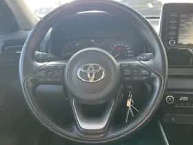 Toyota Yaris (2021) thumbnail 18