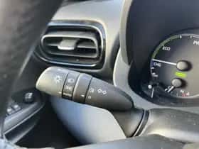 Toyota Yaris (2021) thumbnail 22