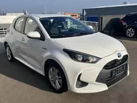 Toyota Yaris (2021) thumbnail 6