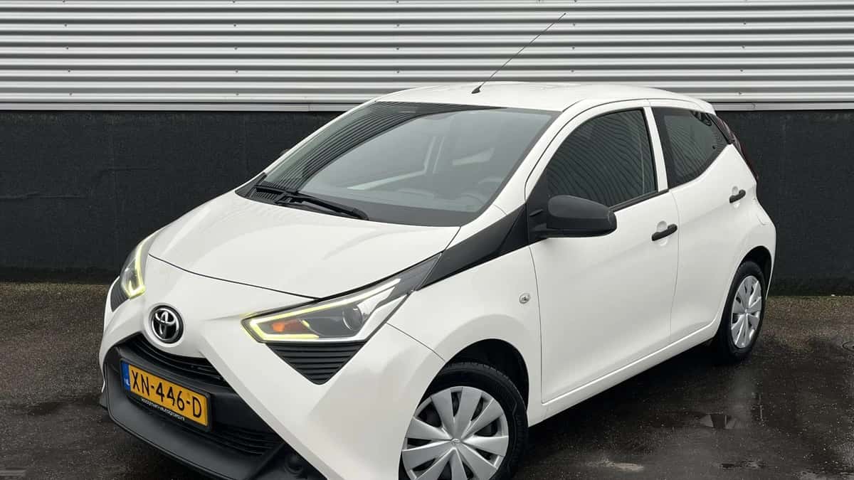 Toyota Aygo (2019) — foto 1