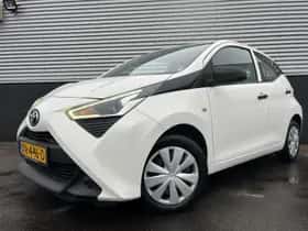 Toyota Aygo (2019) thumbnail 2