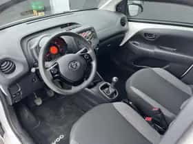 Toyota Aygo (2019) thumbnail 13