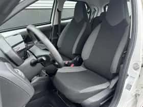 Toyota Aygo (2019) thumbnail 14
