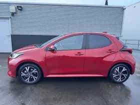 Toyota Yaris (2024) thumbnail 2