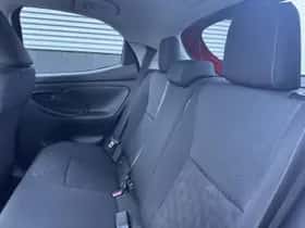 Toyota Yaris (2024) thumbnail 25