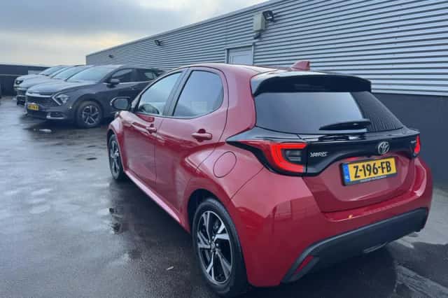 Toyota Yaris (2024) thumbnail 6