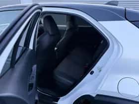 Toyota Yaris Cross (2022) thumbnail 5