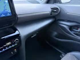 Toyota Yaris Cross (2022) thumbnail 44
