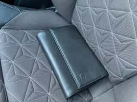 Toyota Yaris Cross (2022) thumbnail 35