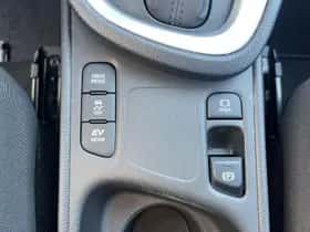 Toyota Yaris Cross (2024) thumbnail 34