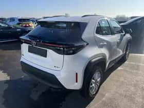Toyota Yaris Cross (2024) thumbnail 8