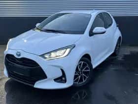 Toyota Yaris (2022) thumbnail 2