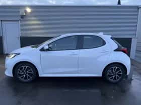 Toyota Yaris (2022) thumbnail 4
