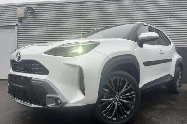 Toyota Yaris Cross (2022) thumbnail 2