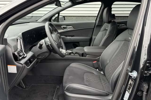 Kia Sportage (2025) thumbnail 5