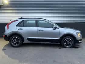 Kia Niro (2025) thumbnail 25