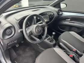 Toyota Aygo (2024) thumbnail 15