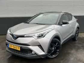 Toyota C-HR (2018) thumbnail 2