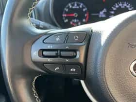 Kia Picanto (2019) thumbnail 20
