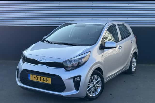 Kia Picanto (2023) thumbnail 1