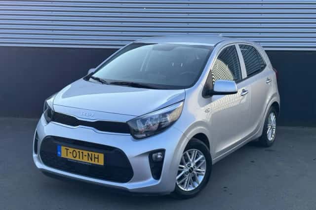 Kia Picanto (2023) thumbnail 2