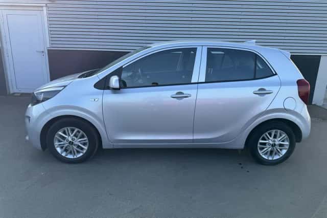 Kia Picanto (2023) thumbnail 3